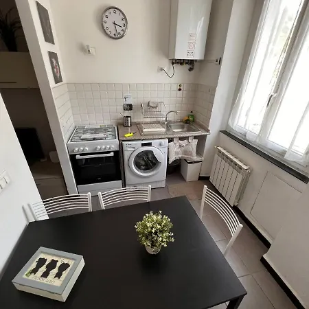 Appartamento Low-cost Fillak Genova Esterno foto